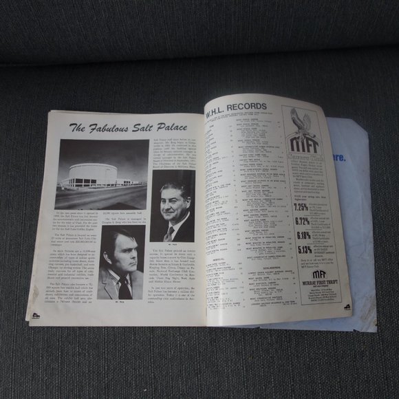 WHL Magazine SL Golden Eagles vs Portland Buckaroos Thursday December 9 1971 - Picture 14 of 16